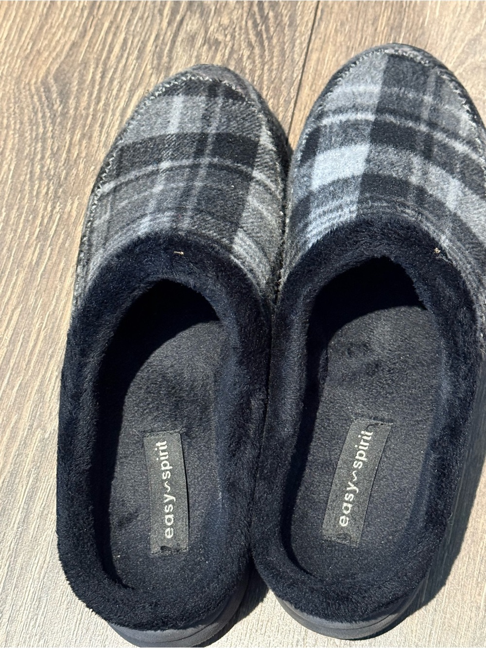 Easy Spirit Black and Gray Plaid Slip-On Mules size 11W
